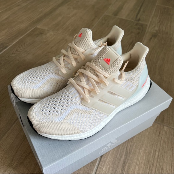 adidas Shoes - ADIDAS ULTRABOOST 5.0 DNA